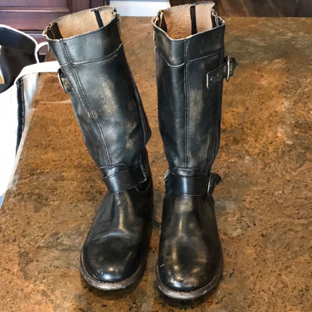 BedStu hand crafted moto style boots